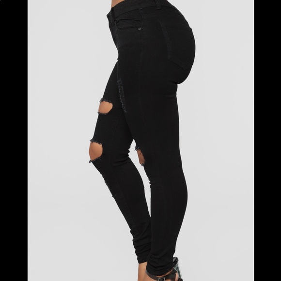 Sippin On Some Skinny Jeans - Black - Picture 4 of 5